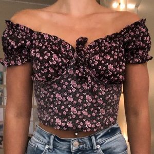 Floral puff sleeve top
